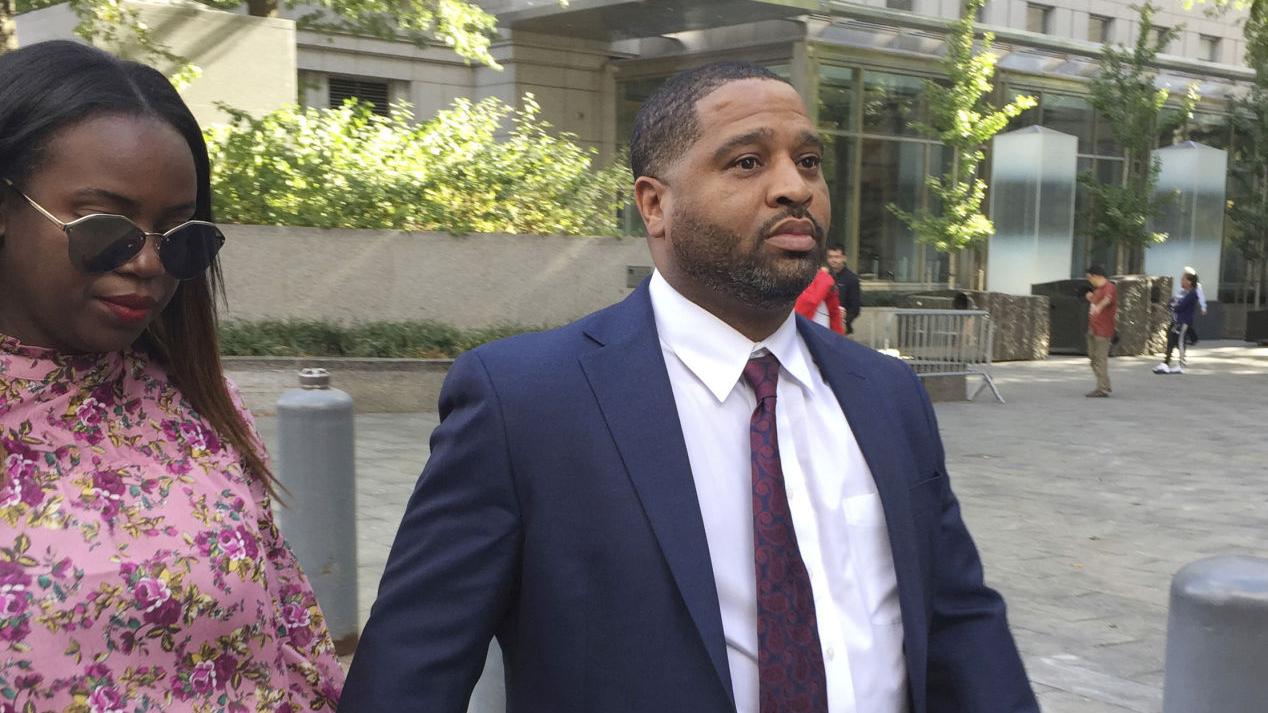 Arizona Basketball: Book Richardson's court day starts with hug, ends with $100K bond